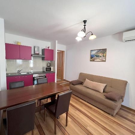 Apartmani Palme Funtana Εξωτερικό φωτογραφία