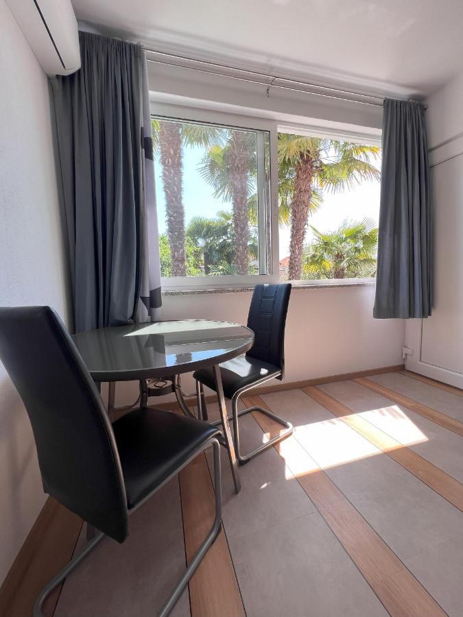 Apartmani Palme Funtana Εξωτερικό φωτογραφία