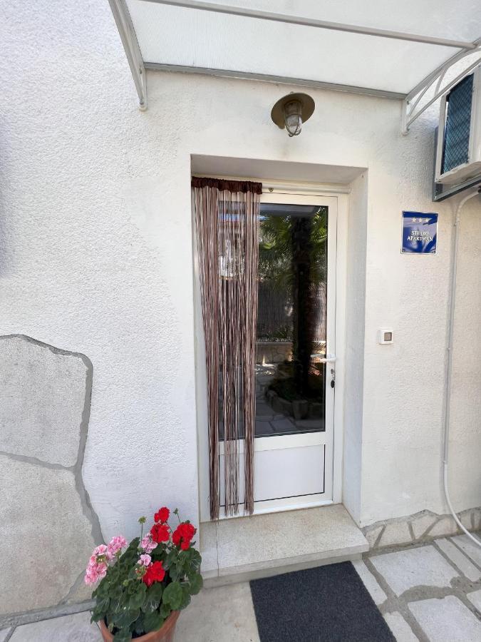 Apartmani Palme Funtana Εξωτερικό φωτογραφία